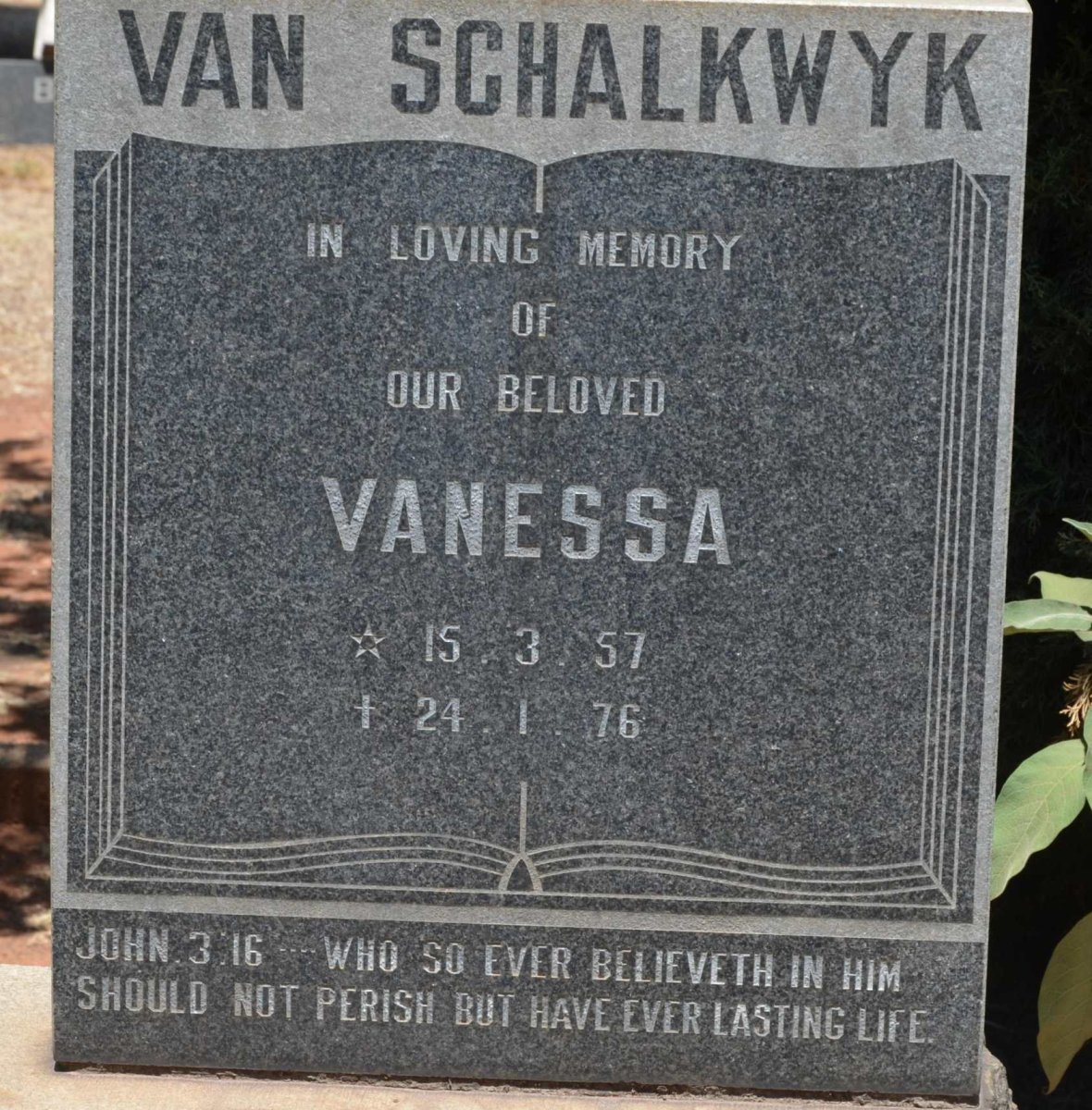 SCHALKWYK Vanessa, van 1957-1976