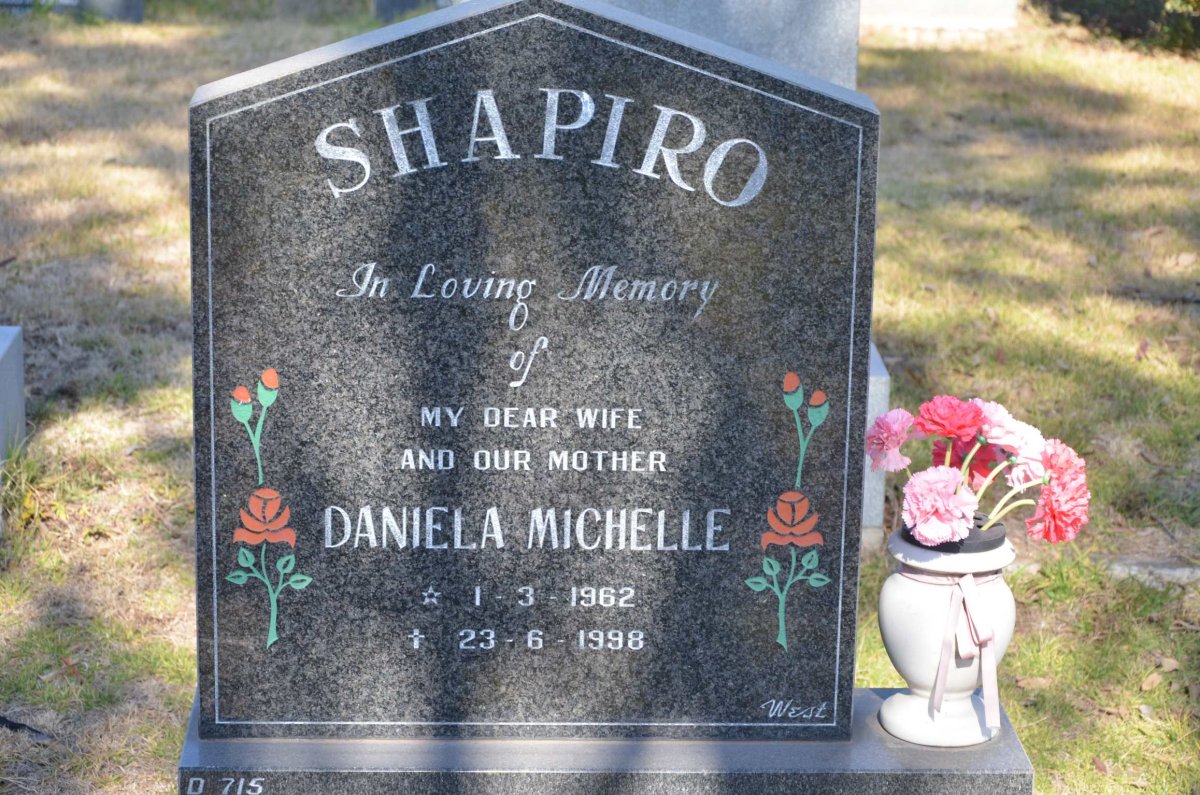 SHAPIRO Daniela Michelle 1962-1998