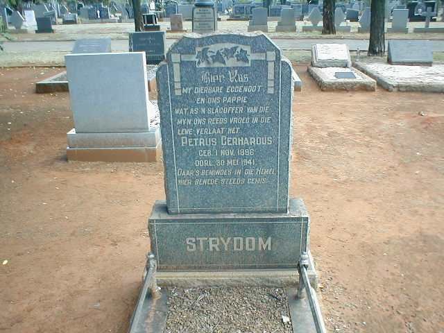 STRYDOM Petrus Gerhardus 1896-1941