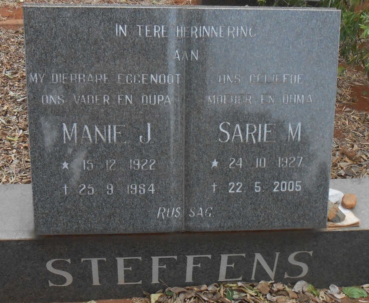 STEFFENS Manie J. 1922-1984 &amp; Sarie M. 1927-2005