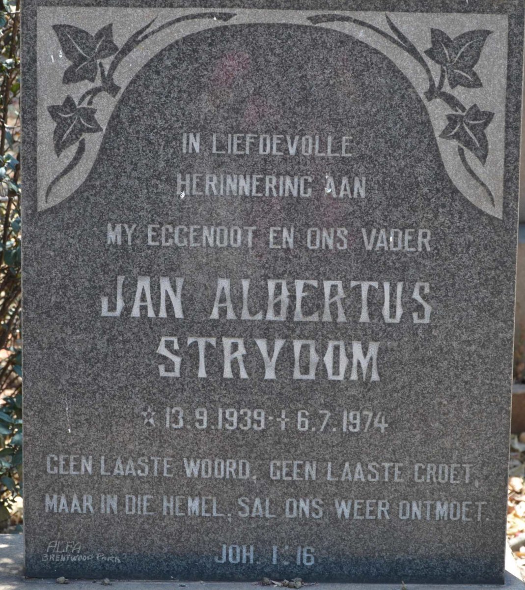 STRYDOM Jan Albertus 1939-1974