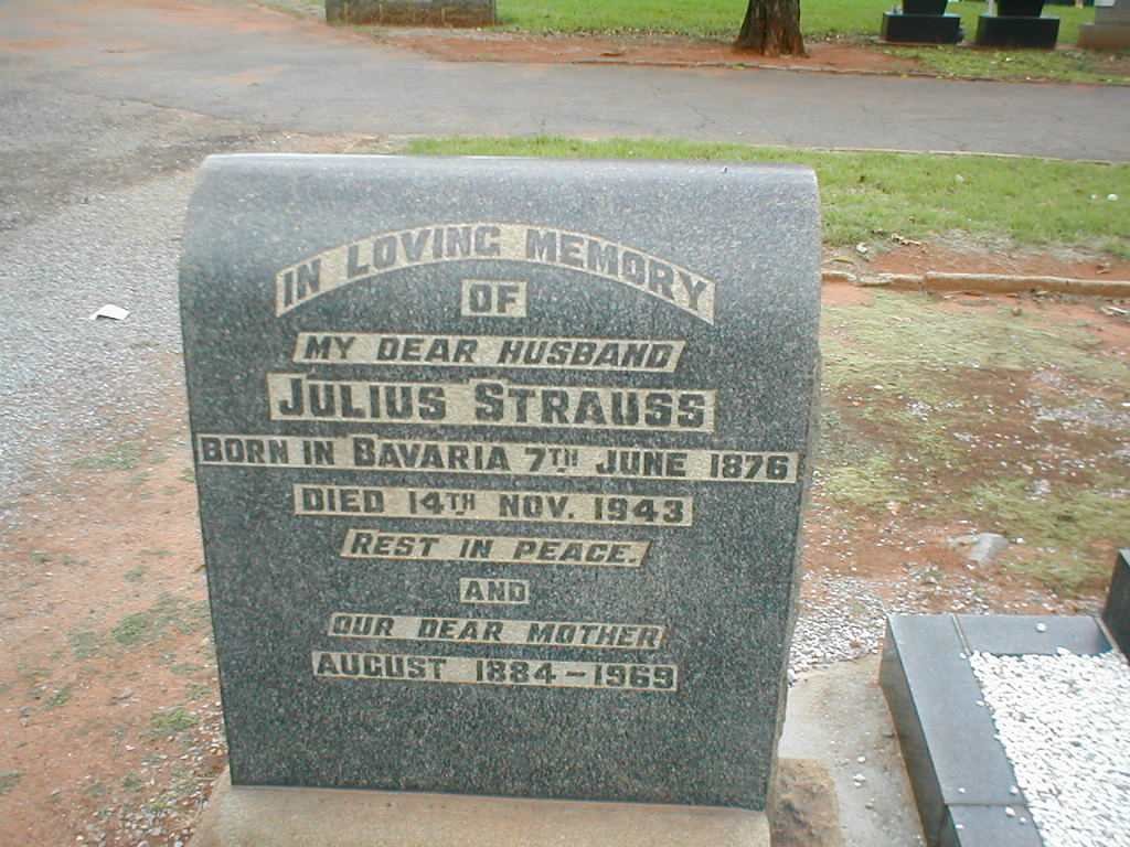 STRAUSS Julius 1876-1943 &amp; Lilian Frances Edith 1884-1969