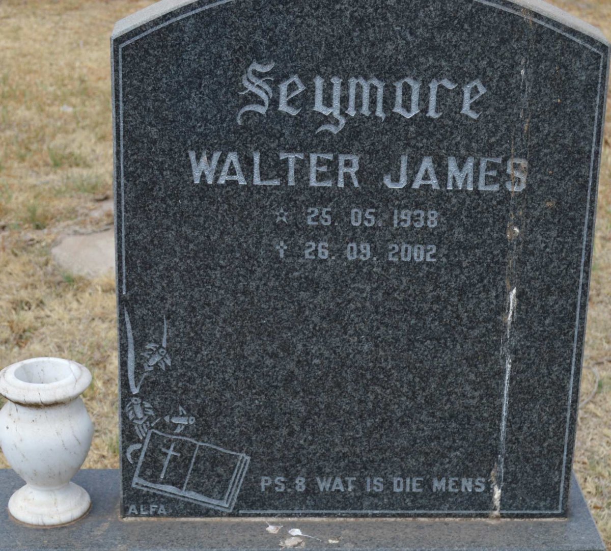 SEYMORE Walter James 1938-2002