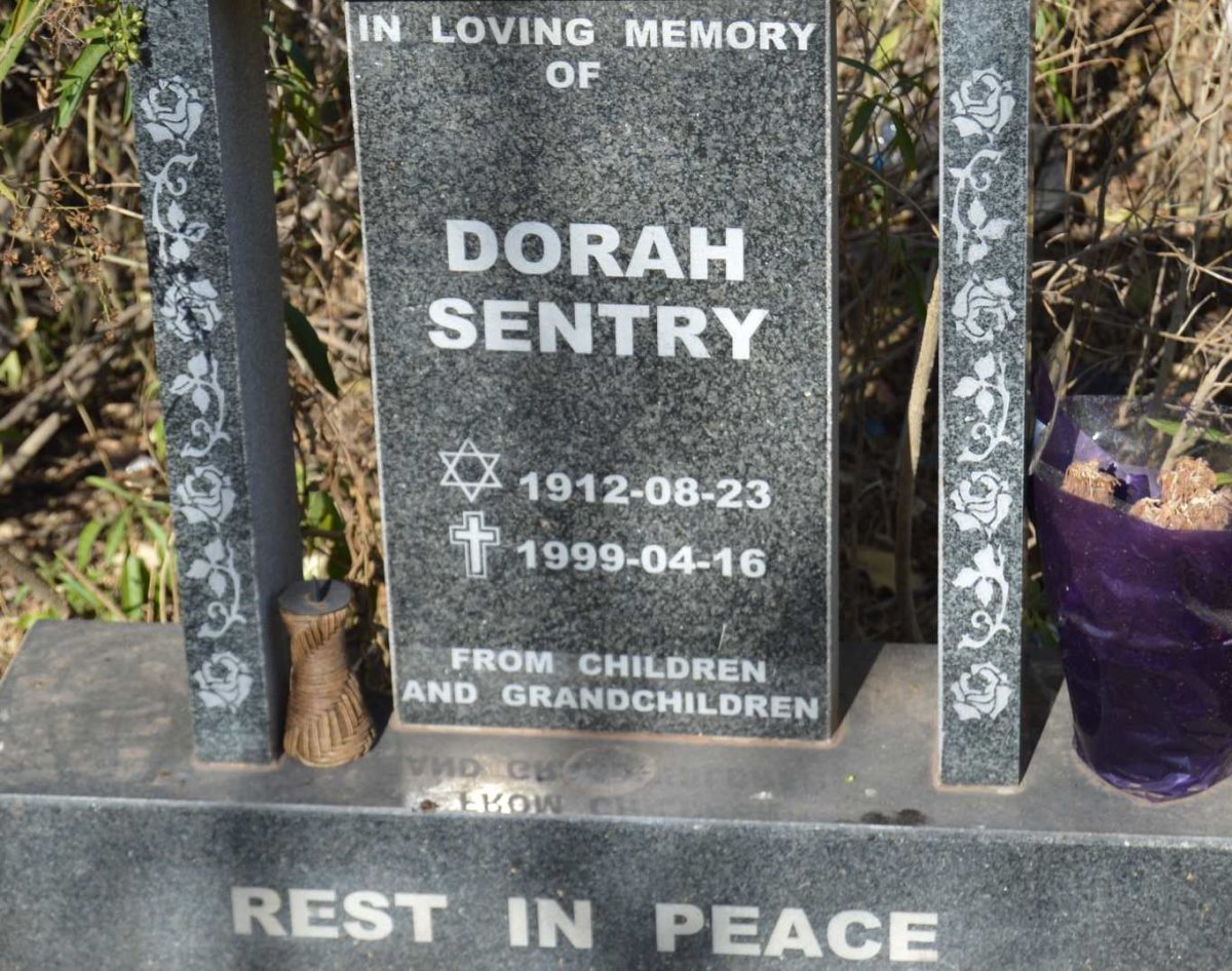 SENTRY Dorah 1912-1999