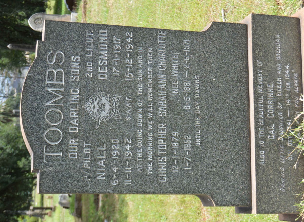 TOOMBS Cristopher 1879-1952 &amp; Sarah-Ann Charlotte WHITE 1881-1971 :: TOOMB Desmond 1917-1942 :: TOOMBS Niall 1920-1942