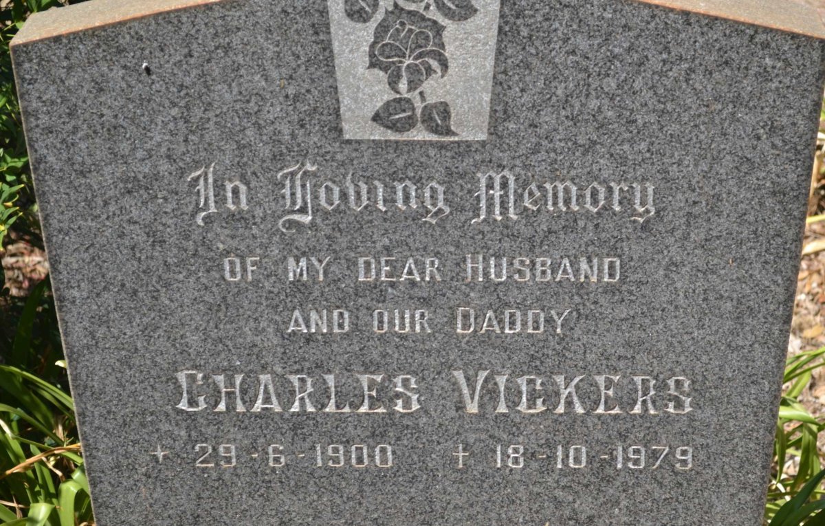 VICKERS Charles 1900-1979
