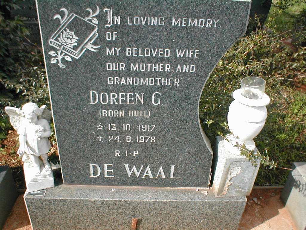 WAAL Doreen G., de nee HULL 1917-1978