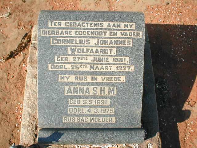 WOLFAARDT Cornelius Johannes 1881-1937 &amp; Anna S.H.M. 1891-1975