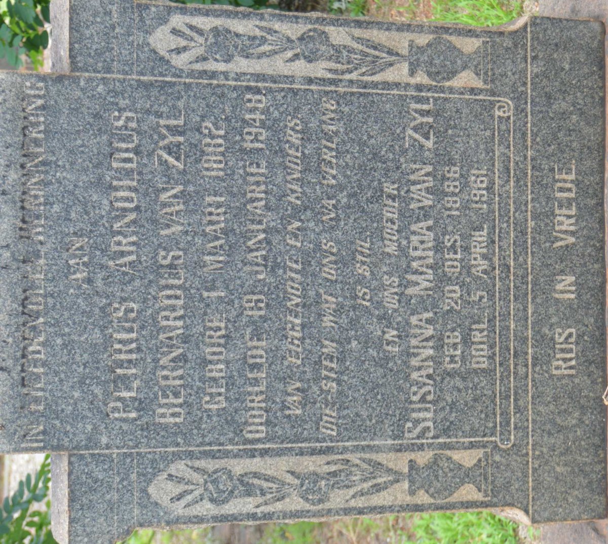 ZYL Petrus Arnoldus Bernardus, van 1882-1948 &amp; Susanna Maria 1886-1961
