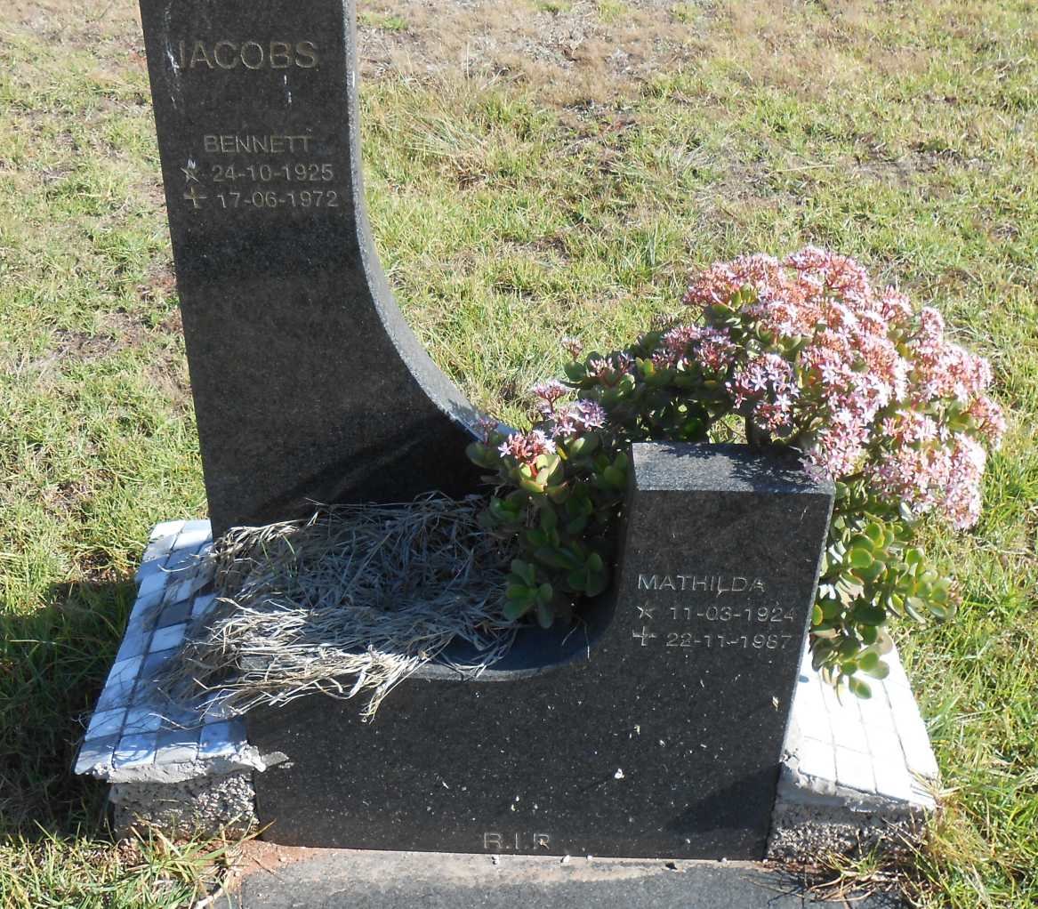 JACOBS Bennett 1925-1972 &amp; Mathilda 1924-1987