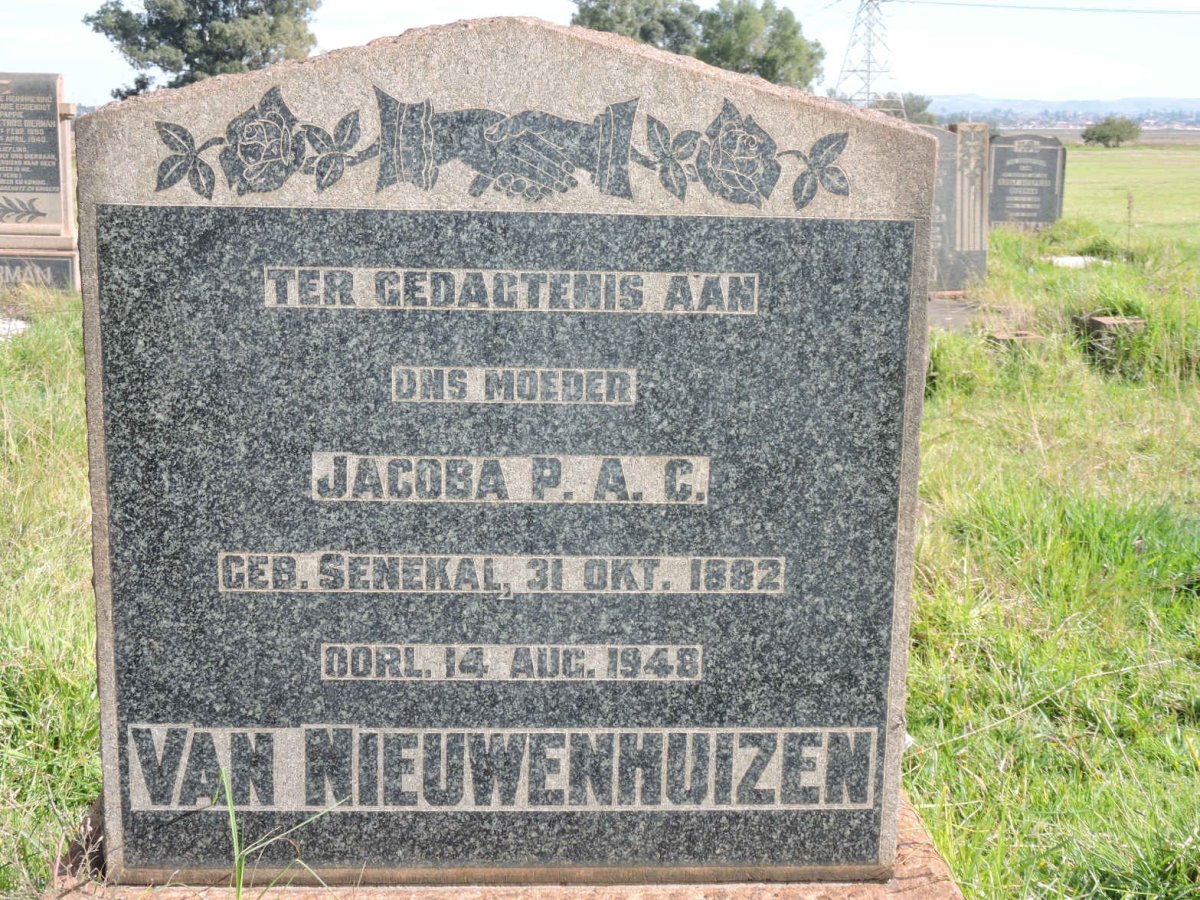 NIEUWENHUIZEN Jacoba P.A.C., van nee SENEKAL 1882-1948
