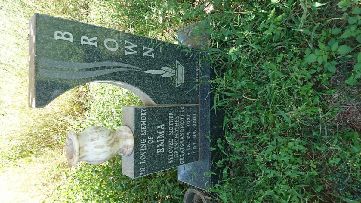 BROWN Emma 1924-2004