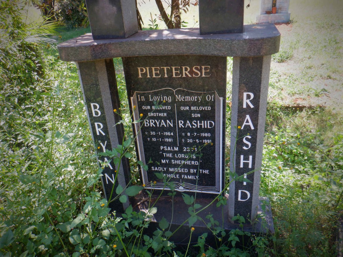 PIETERSE Bryan 1964-1981 :: PIETERSE Rashid 1980-1991