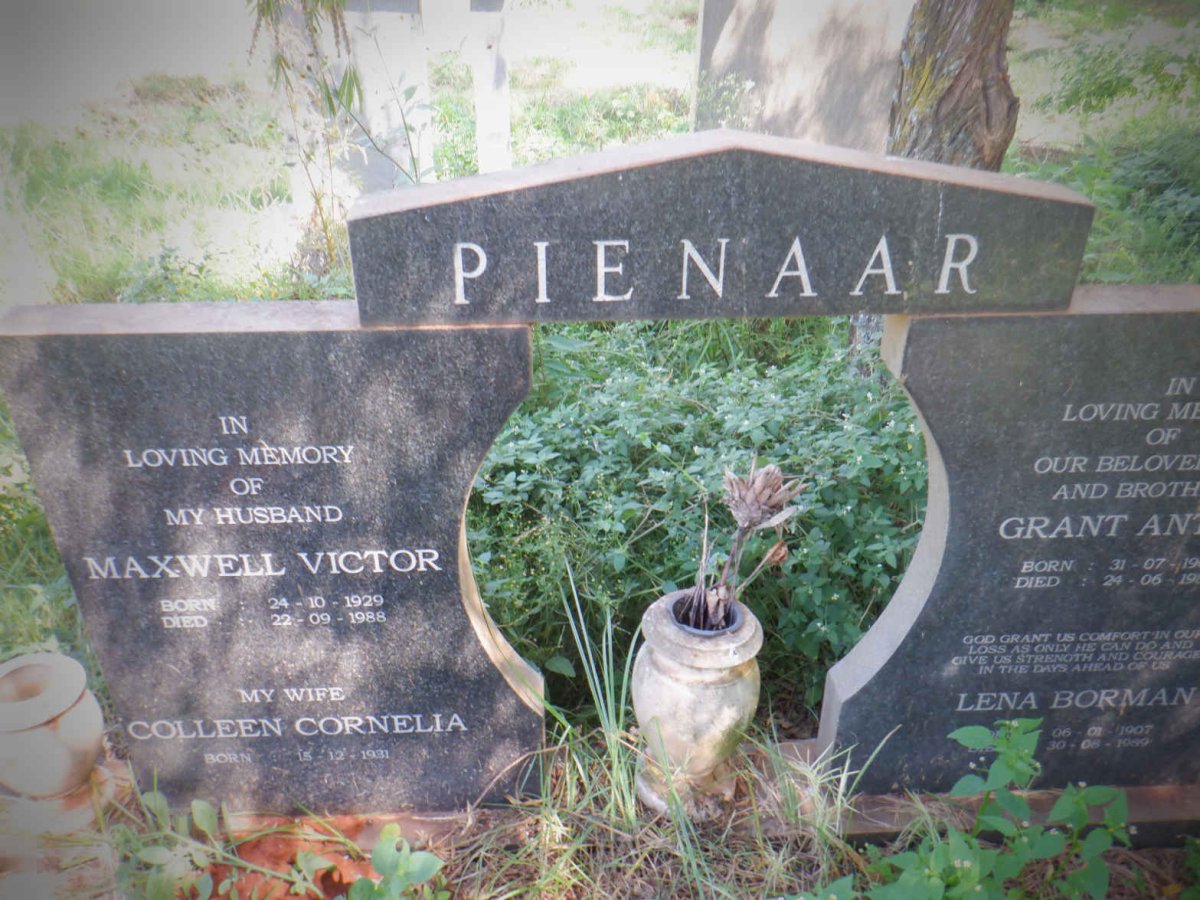 PIENAAR Maxwell Victor 1929-1988 &amp; Coleen Cornelia 1931- :: PIENAAR Grant Anton 1962-1981 :: BORMAN Lena 1907-1989
