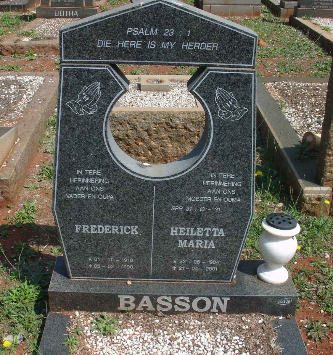 BASSON Frederick 1910-1990 &amp; Heiletta Maria 1904-2001