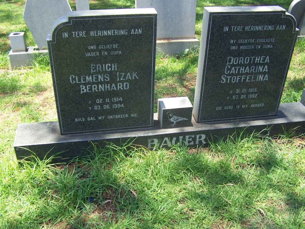 BAUER Erich Clemens Izak Bernhard 1914-1994 &amp; Dorothea Catharina Stoffelina 1915-1992