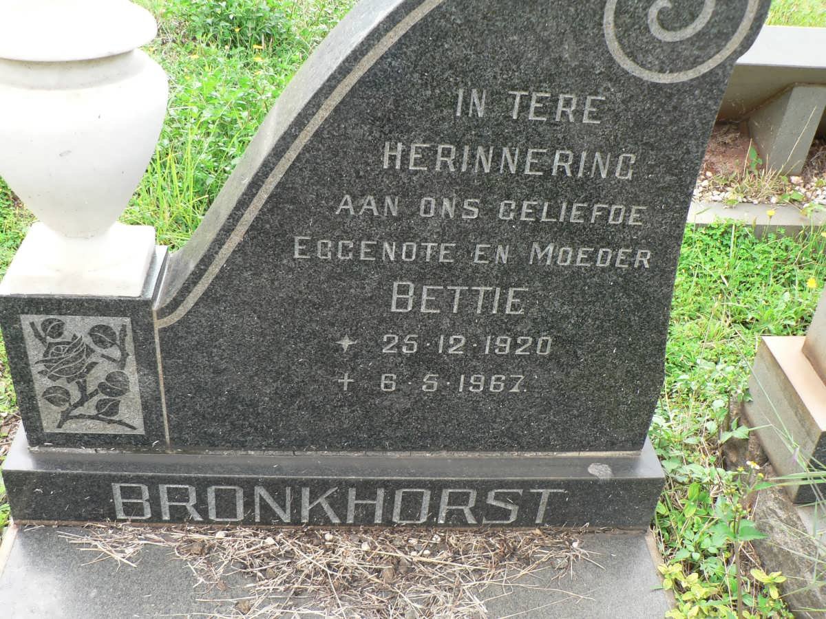 BRONKHORST Bettie 1920-1967