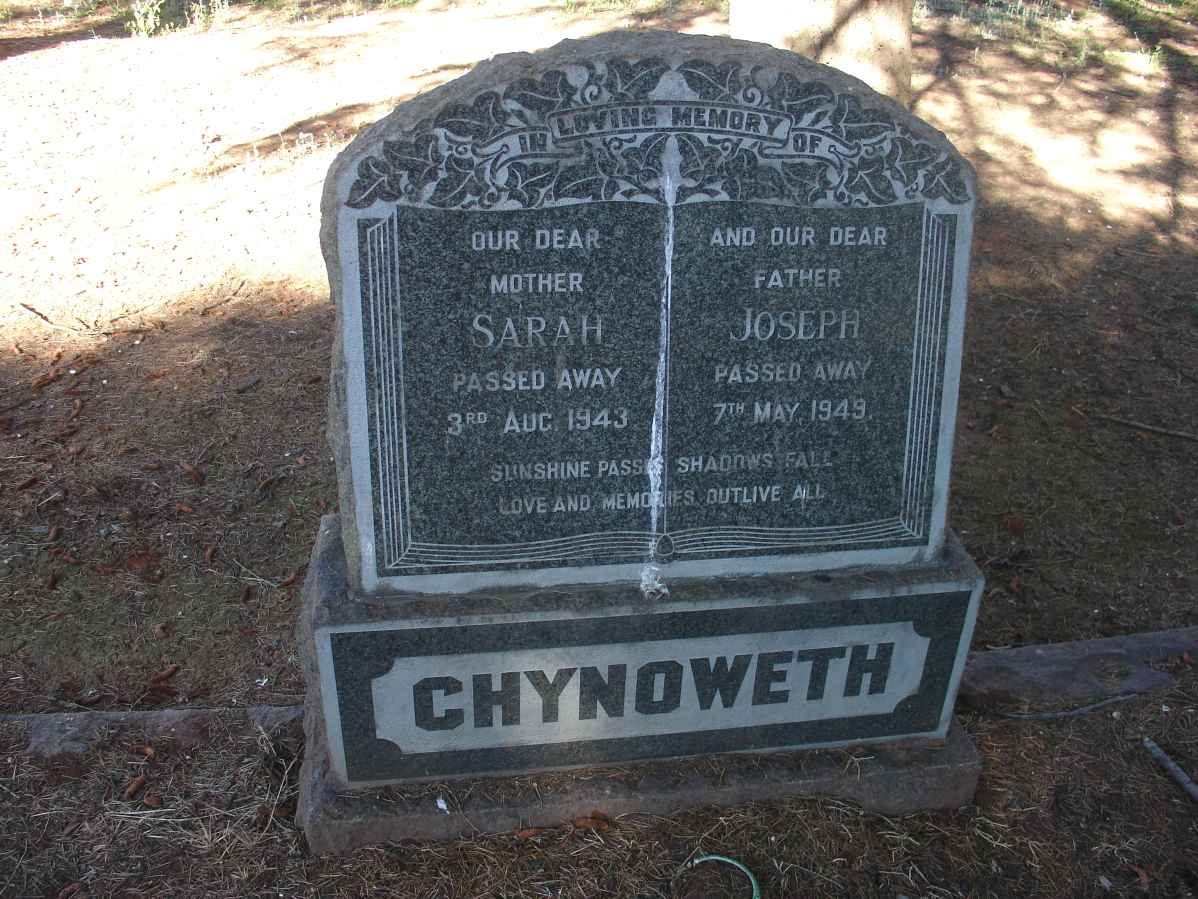 CHYNOWETH Joseph -1949 &amp; Sarah -1943