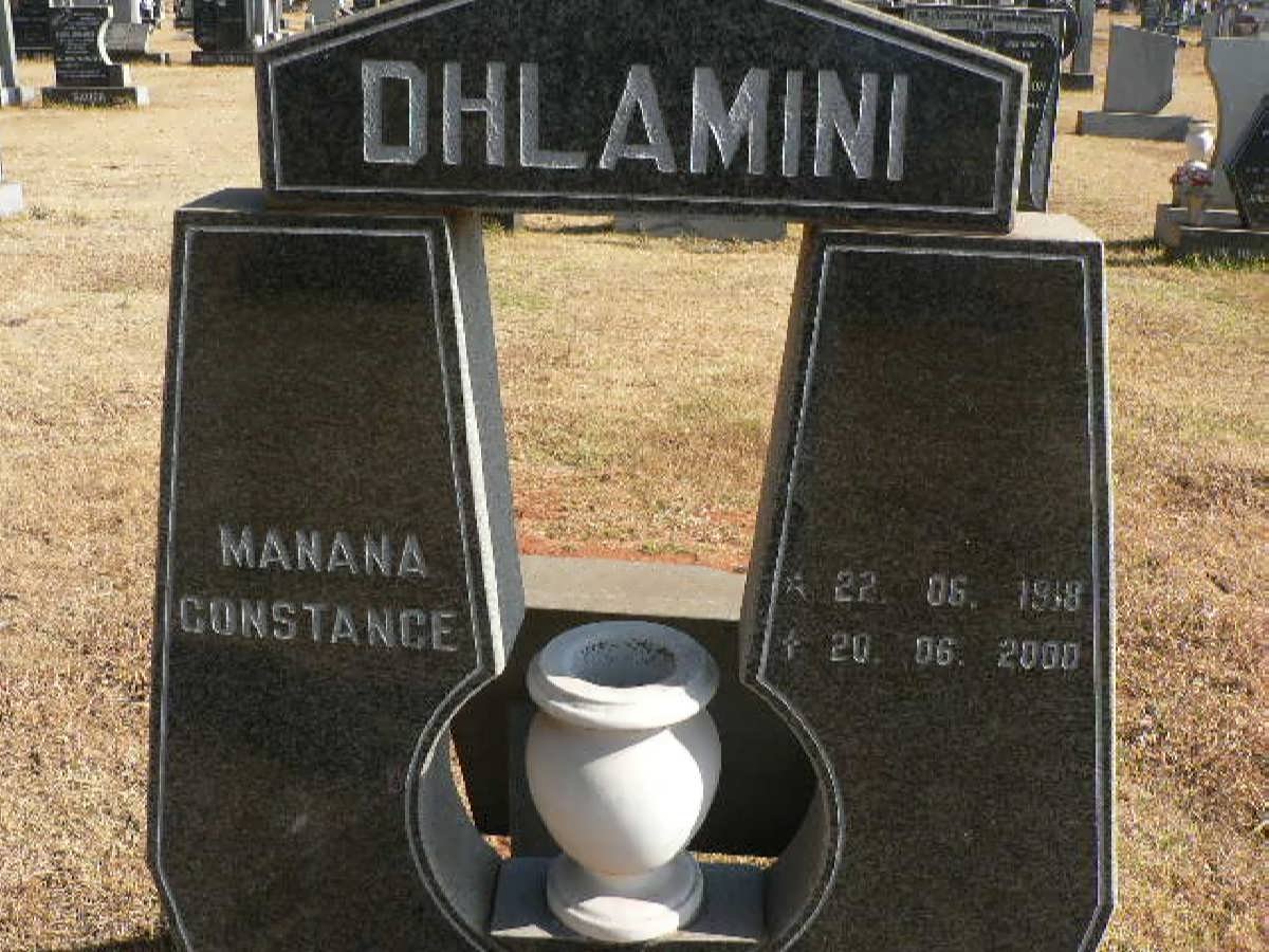 DHLAMINI Manana Constance 1918-2000