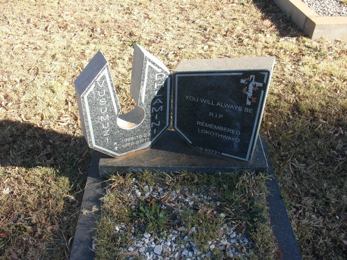 DHLAMINI Vusumuzi 1969-1970