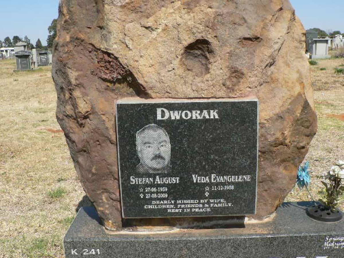 DWORAK Stefan August 1959-2009 &amp; Veda Evangelene 1958-