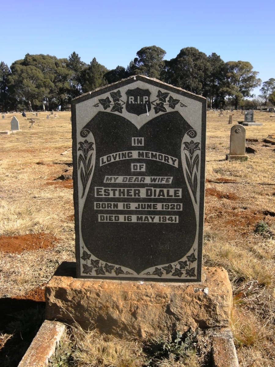 DIALE Esther 1920-1941