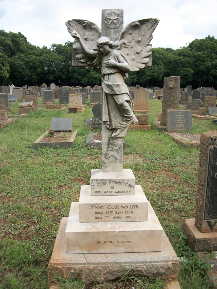 DYK Jessie Gear, van 1924-1935