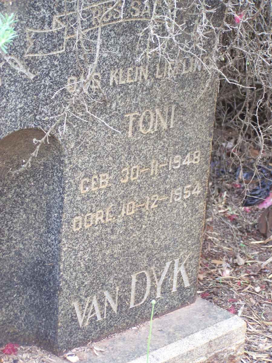 DYK Toni, van 1948-1954