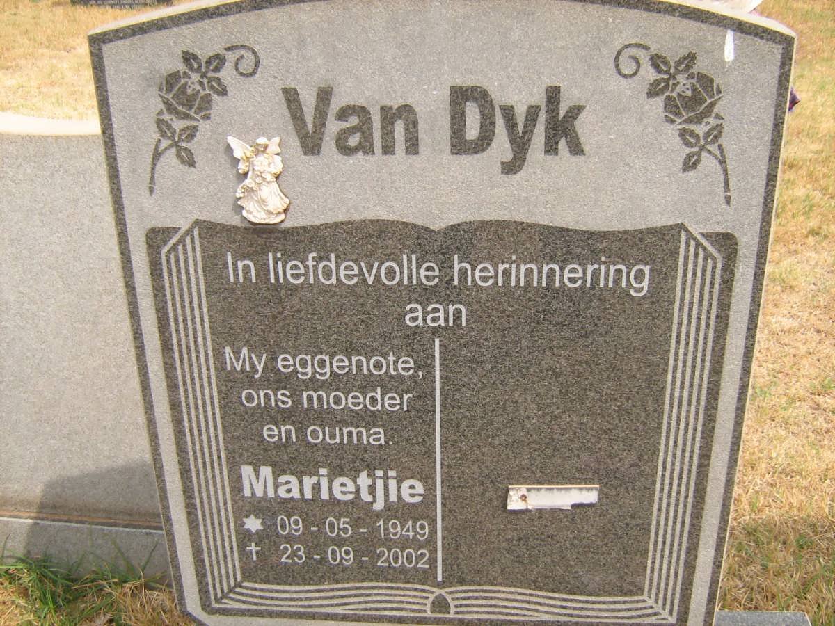 DYK Marietjie, van 1949-2002