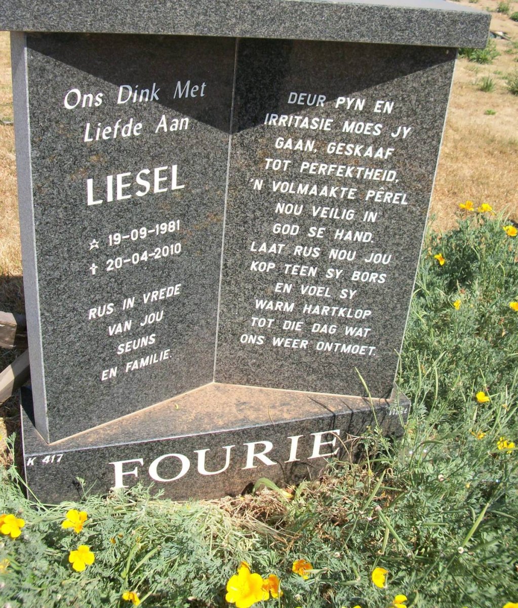FOURIE Liesel 1981-2010