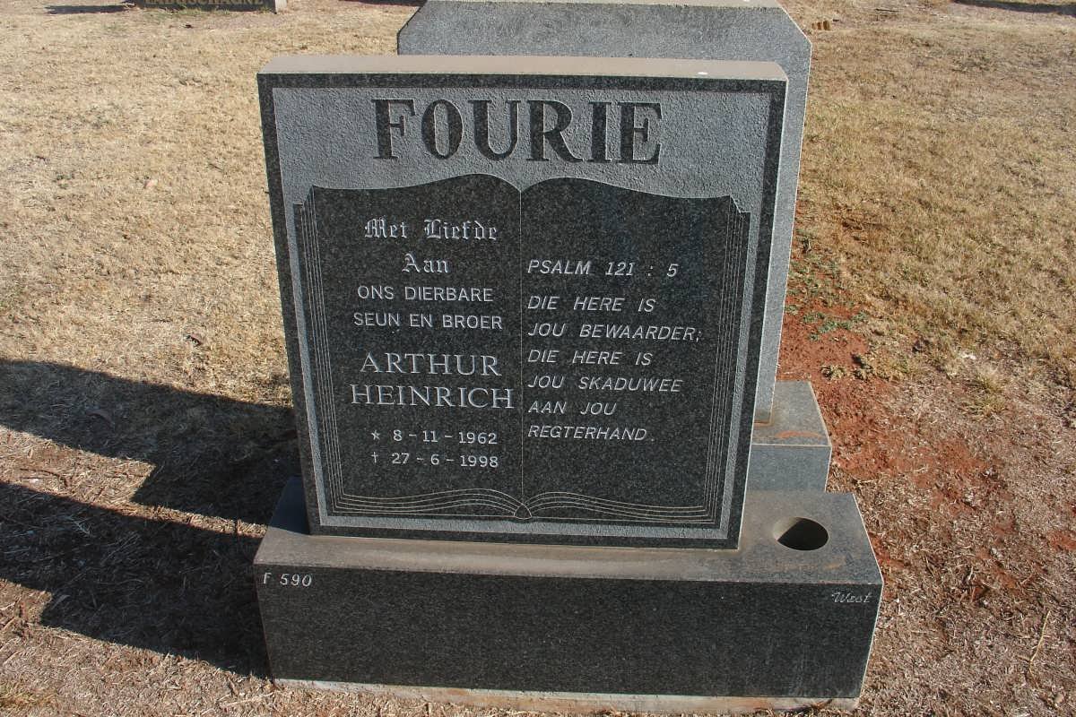 FOURIE Arthur Heinrich 1962-1998