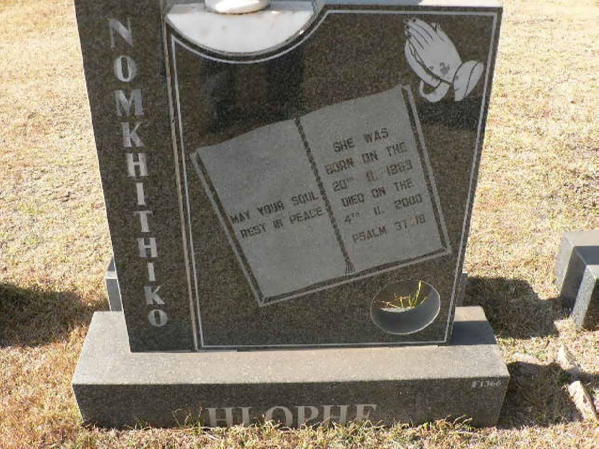 HLOPHE Nomkhithiko 1969-2000