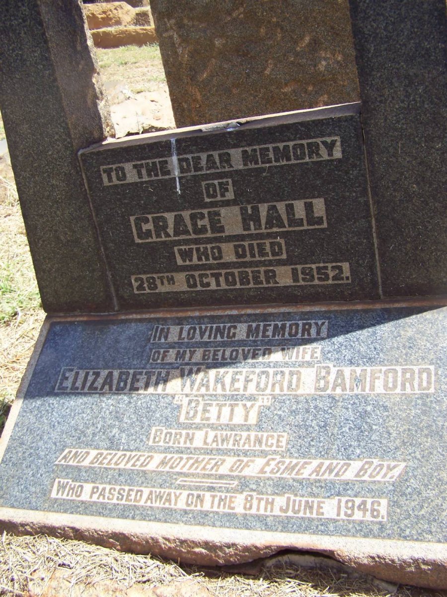 HALL Grace -1952 :: BAMFORD Elizabeth Wakeford nee LAWRENCE -1964