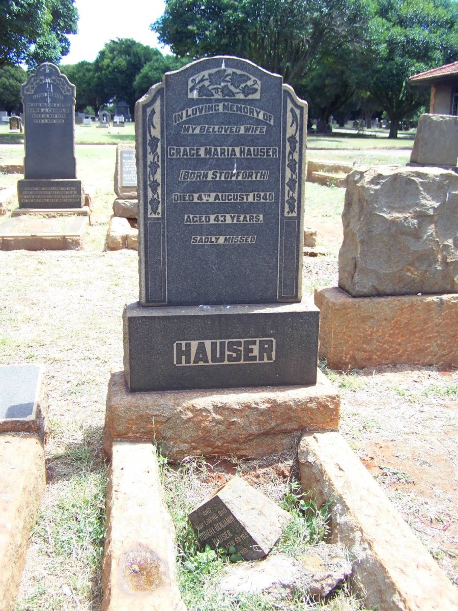 HAUSER Robert Benjamin -1956 &amp; Grace Maria STOPFORTH -1940