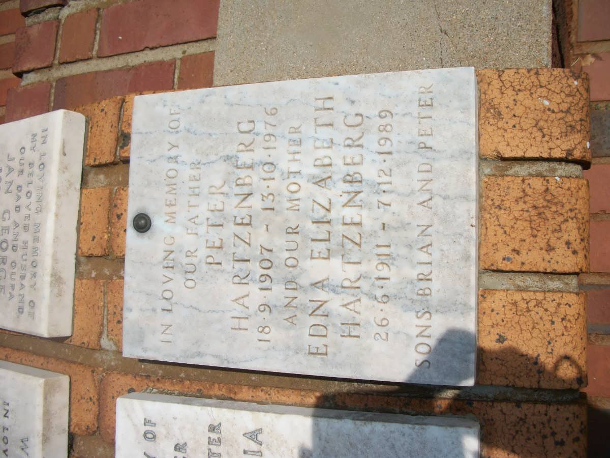 HARTZENBERG  Peter 1907-1976 &amp; Edna Elizabeth 1911-1989