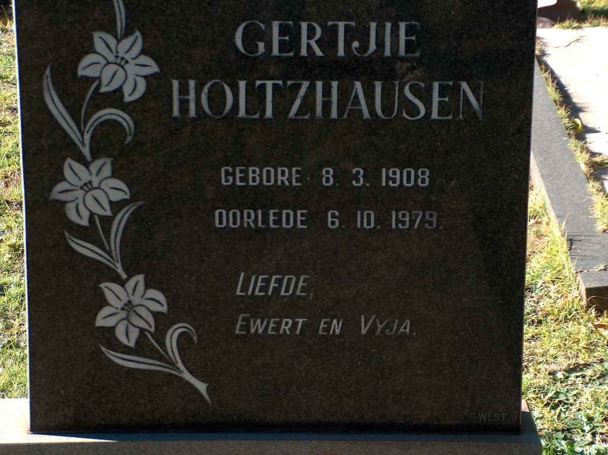 HOLTZHAUSEN Gertjie 1908-1979