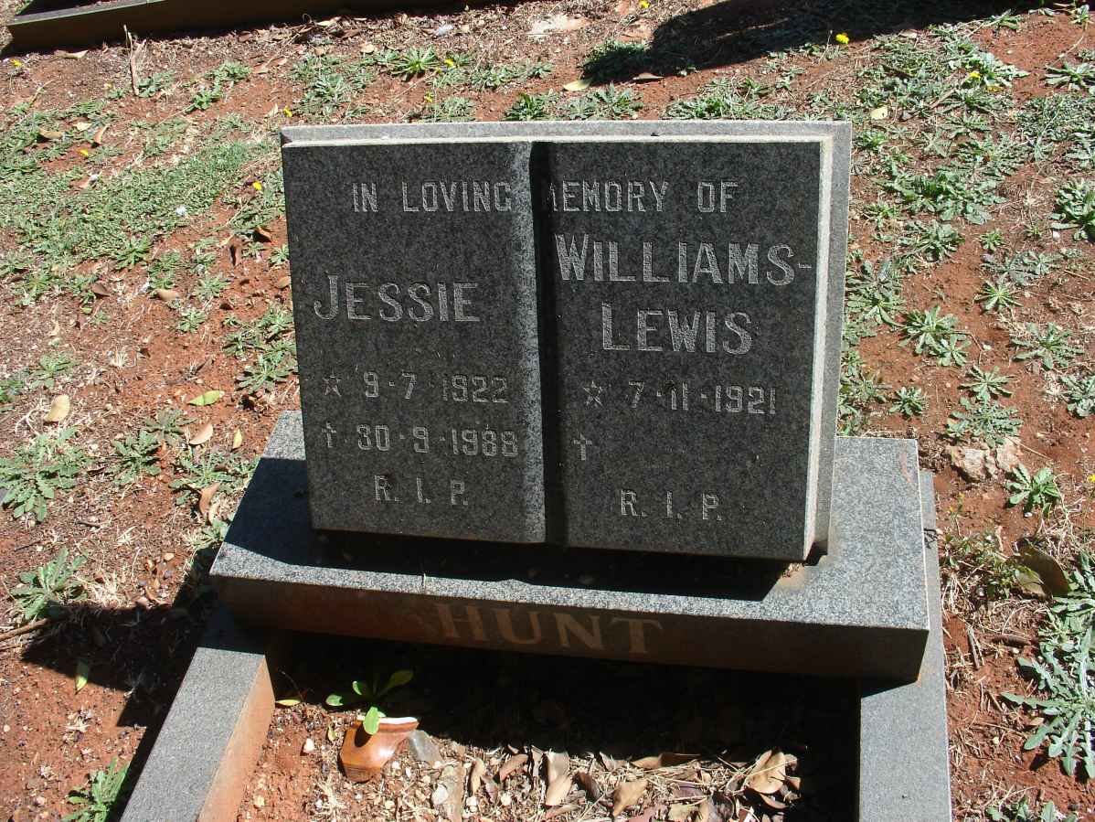 HUNT William Lewis 1921- &amp; Jessie 1922-1988