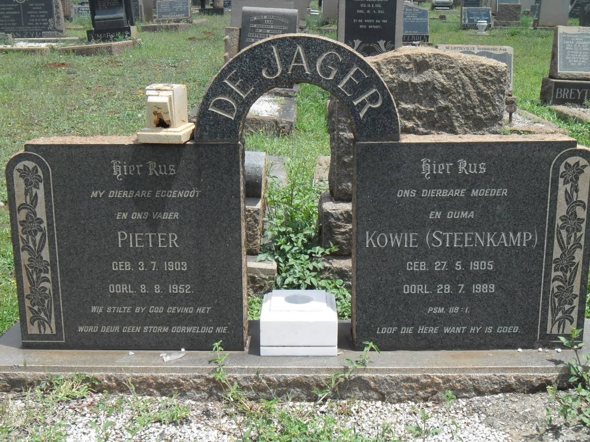 JAGER Pieter 1903-1952 &amp; Kowie STEENKAMP 1905-1989