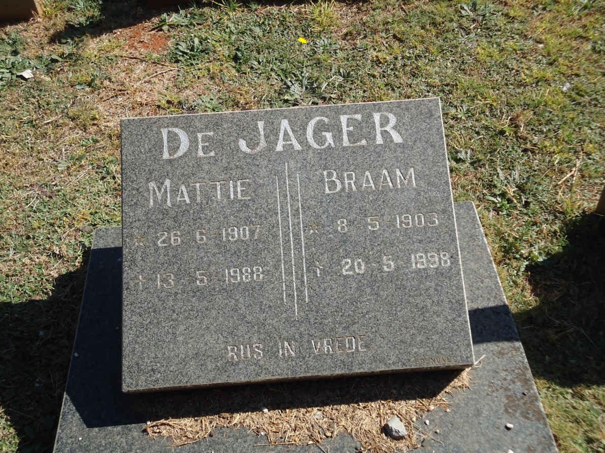 JAGER Braam, de 1903-1998 &amp; Mattie 1907-1988