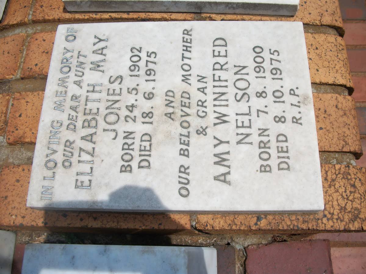JONES Elizabeth May 1902-1975 :: NELSON Amy Winifred 1900-1975