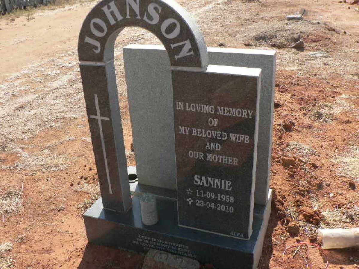 JOHNSON Sannie 1958-2010
