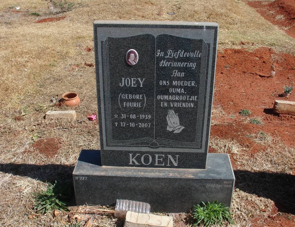 KOEN Joey geb FOURIE 1939-2007