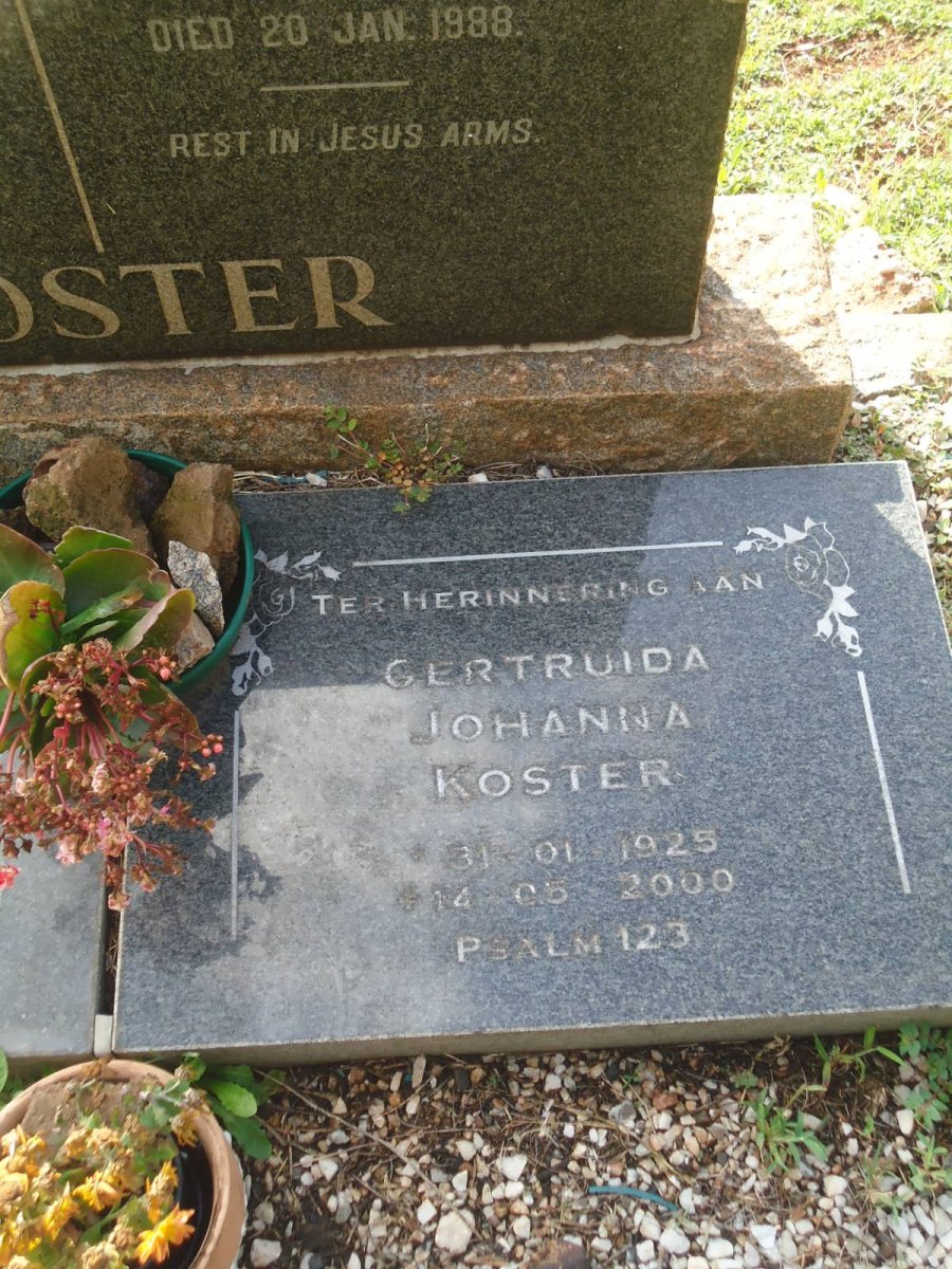 KOSTER Gertruida Johanna 1925-2000