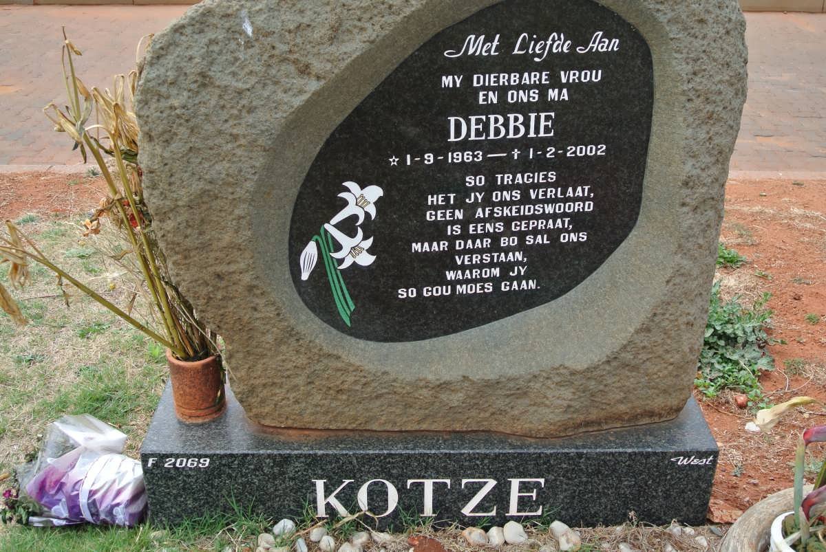 KOTZE Debbie 1963-2002