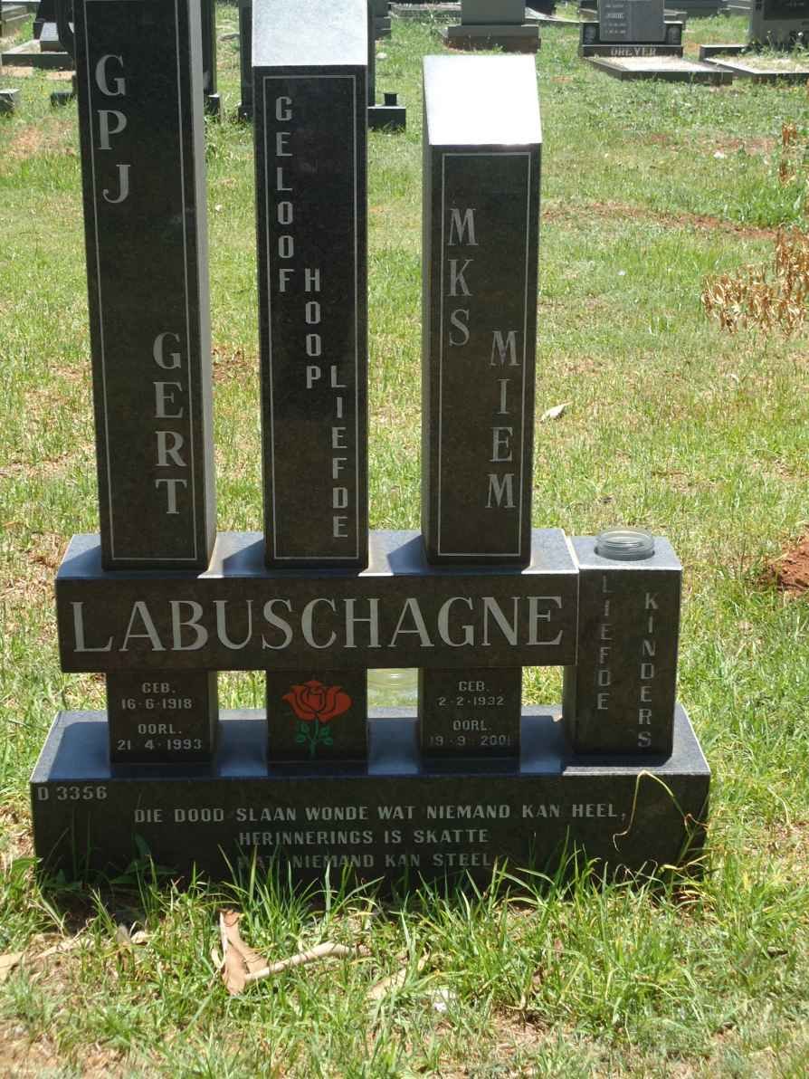 LABUSCHAGNE G.P.J. 1918-1953 &amp; M.K.S. 1932-2001?