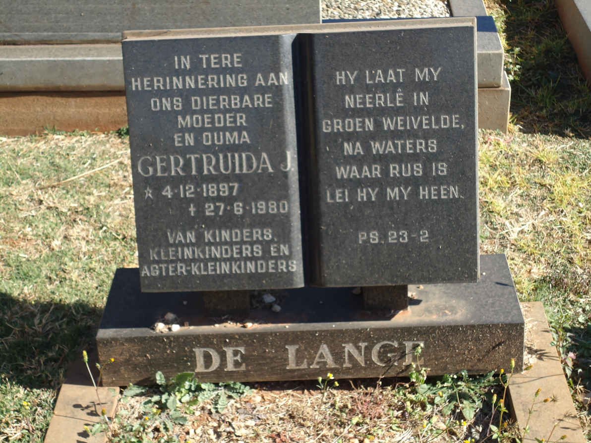 LANGE Gertruida J., de 1897-1980