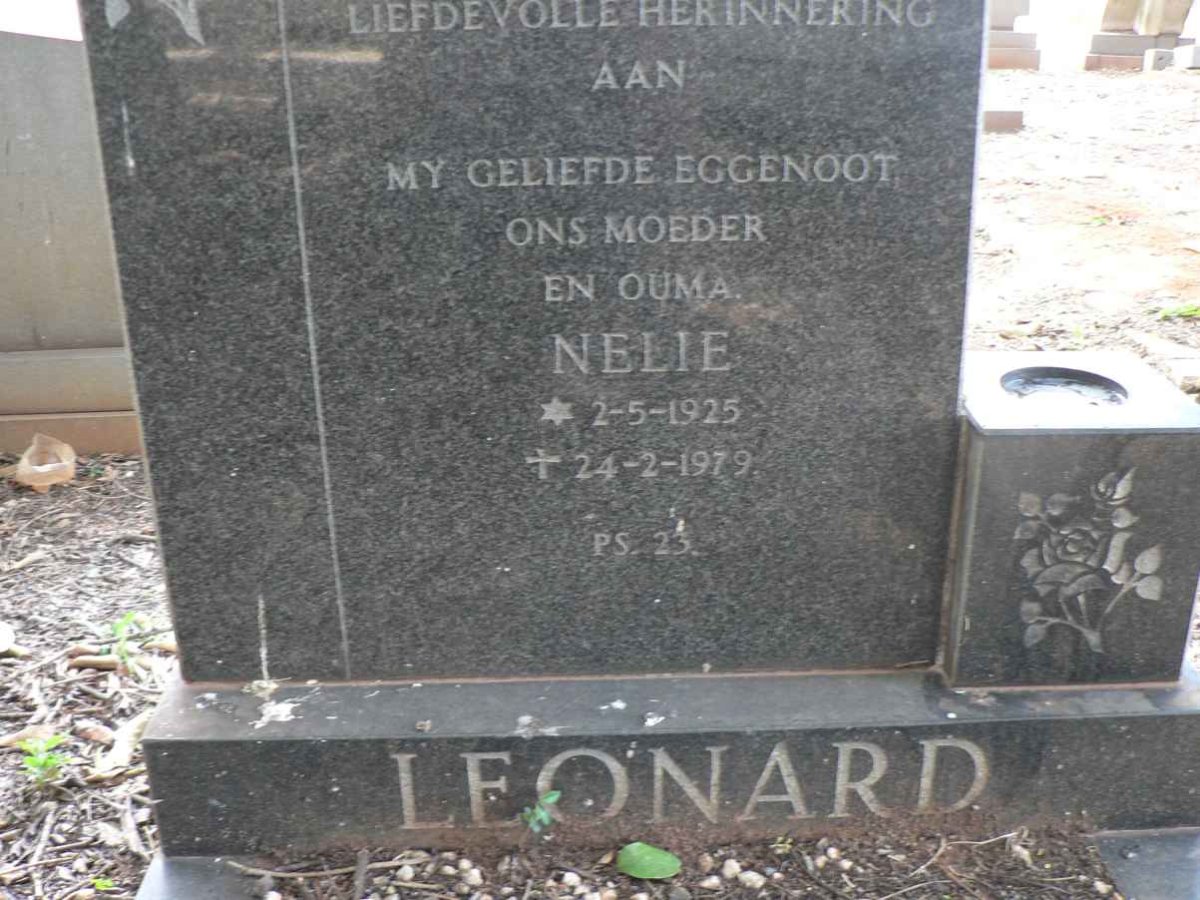 LEONARD Nelie 1925-1979