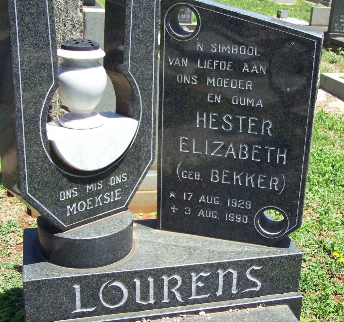 LOURENS Hester Elizabeth nee BEKKER 1928-1990