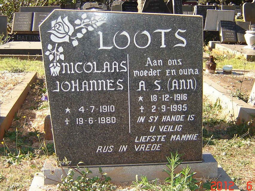 LOOTS Nicolaas Johannes 1910-1980 &amp; A.S. 1916-1995