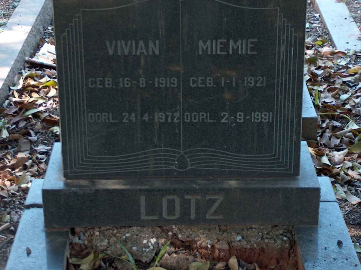 LOTZ Vivian 1919-1972 &amp; Miemie 1921-1991